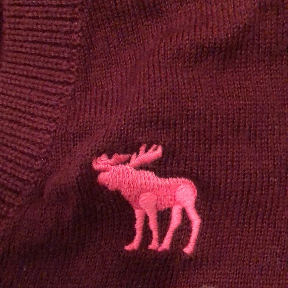Abercrombie sweater - Picture 3 of 4